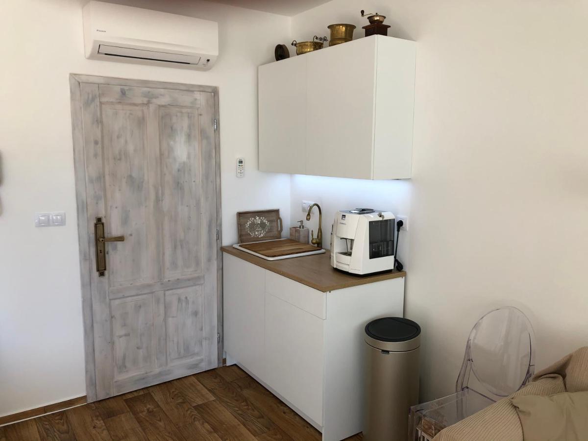 Appartement Poetic à Mikulov Extérieur photo